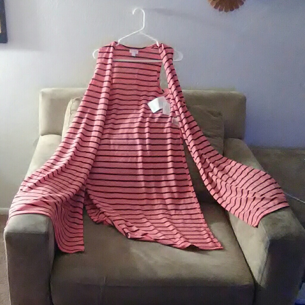 Peach n stripe over flow vest thingy